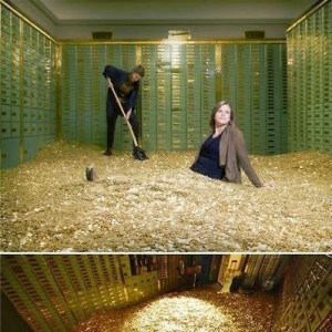 瑞典推出由800万枚硬币堆成的“金钱浴”